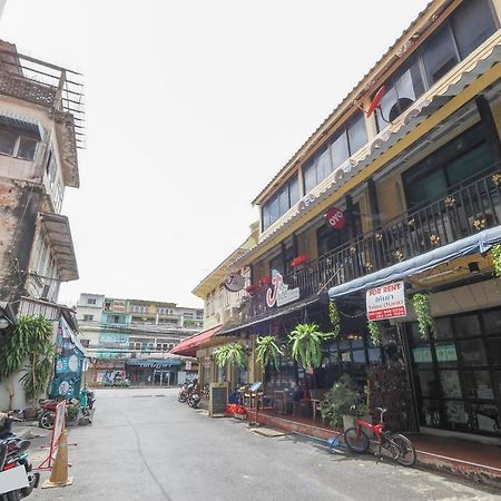 Oyo 1016 Jade'S House Hotel Bangkok Ngoại thất bức ảnh