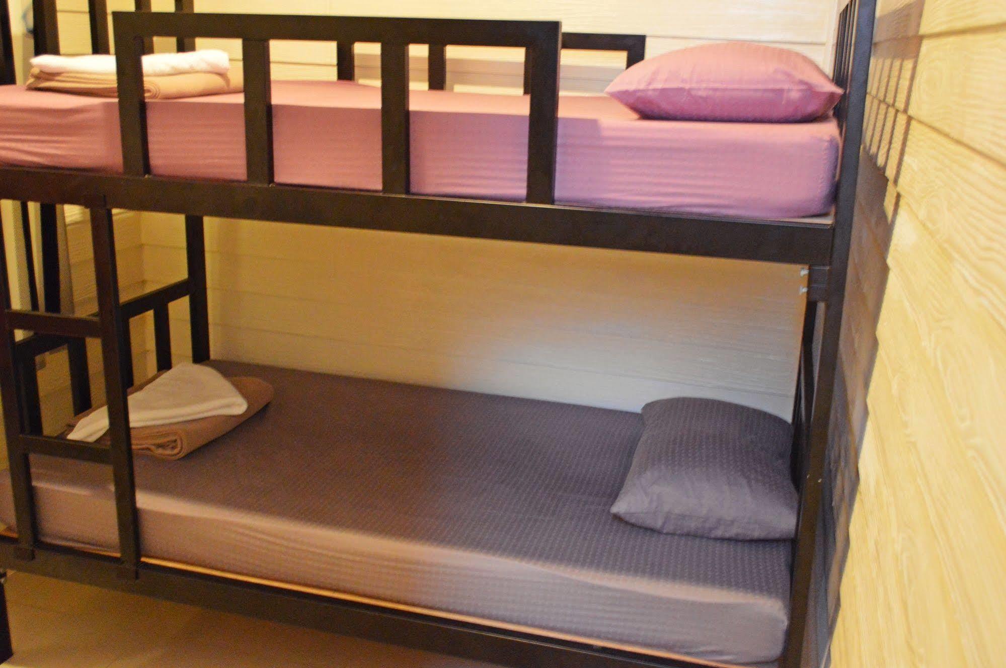 Oyo 1016 Jade'S House Hotel Bangkok Ngoại thất bức ảnh